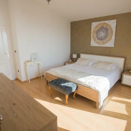 Star Apartment