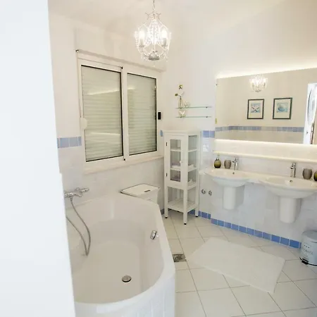 Star Apartment